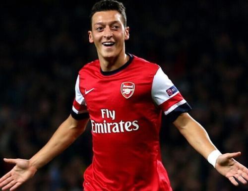  阿森纳终结曼城不败，厄德高世界波制胜  